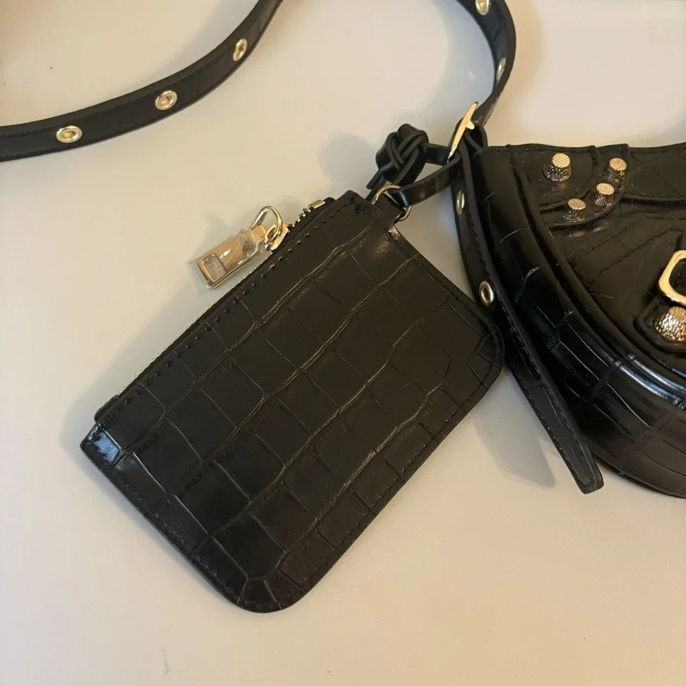 Urban Expressions Black Crossbody Vegan Leather Crocodile Print NWT Bellatrix